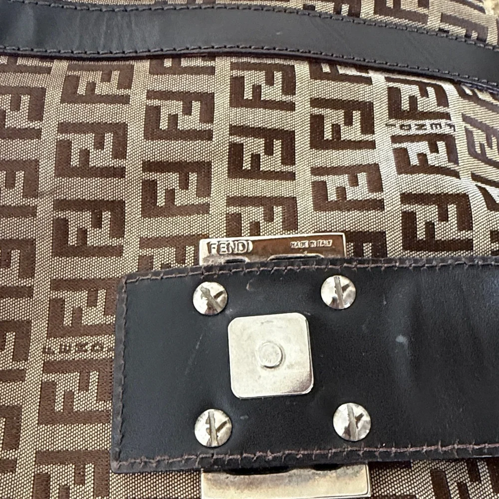 Fendi Monogram Brown and Black Shoulder Bag - Picture 5 of 6